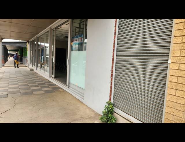 84M² RETAIL FOR SALE IN RUSTENBURG CENTRAL